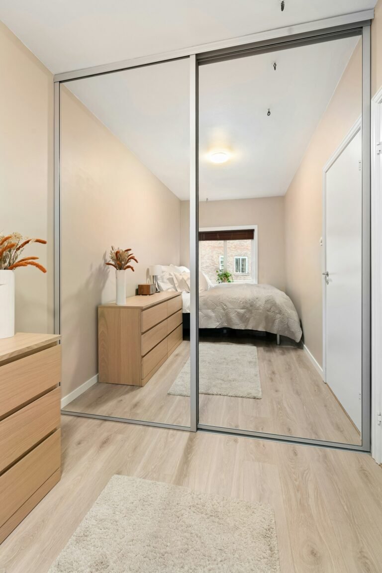Mirrored sliding wardrobe doors